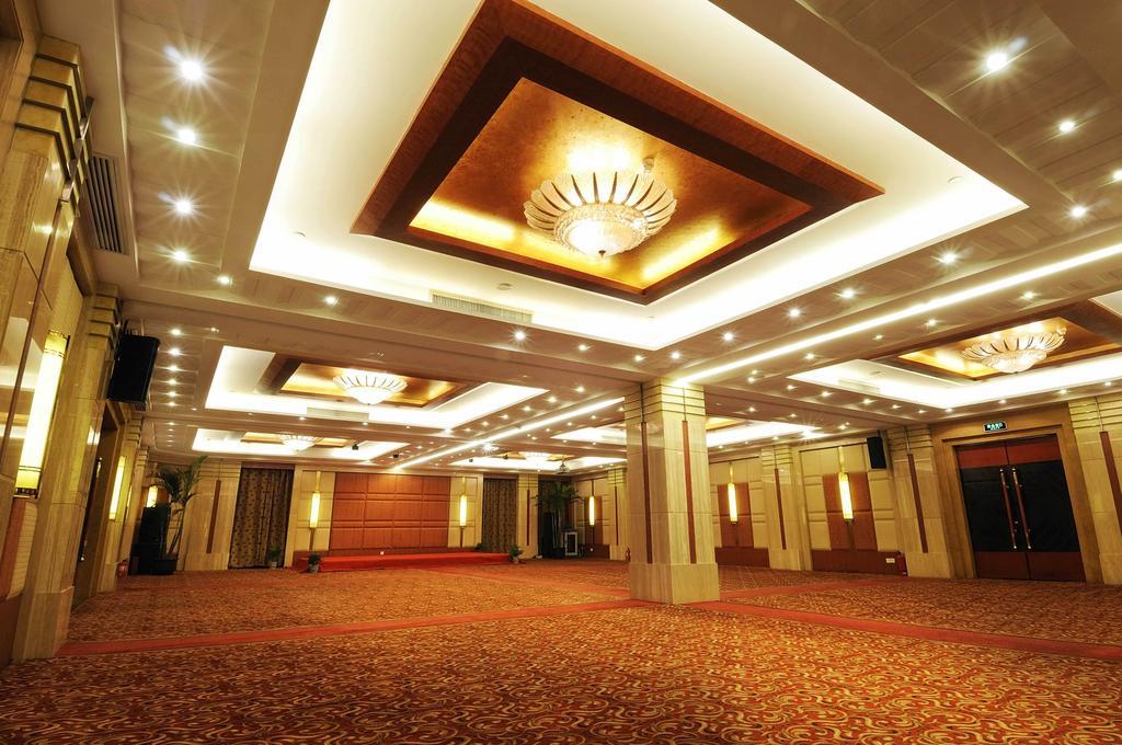 Howard Johnson Wyndham Leonora Plzaz Shanghai Buitenkant foto